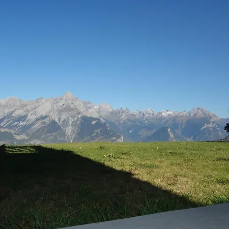 Charming With Valley View Апартаменты